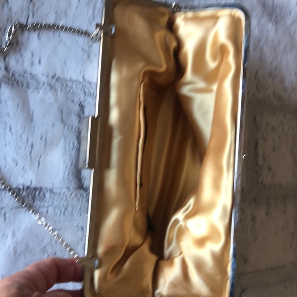 BCBGMAXAZRIA Beautiful sequined clutch handbag - Picture 9 of 12